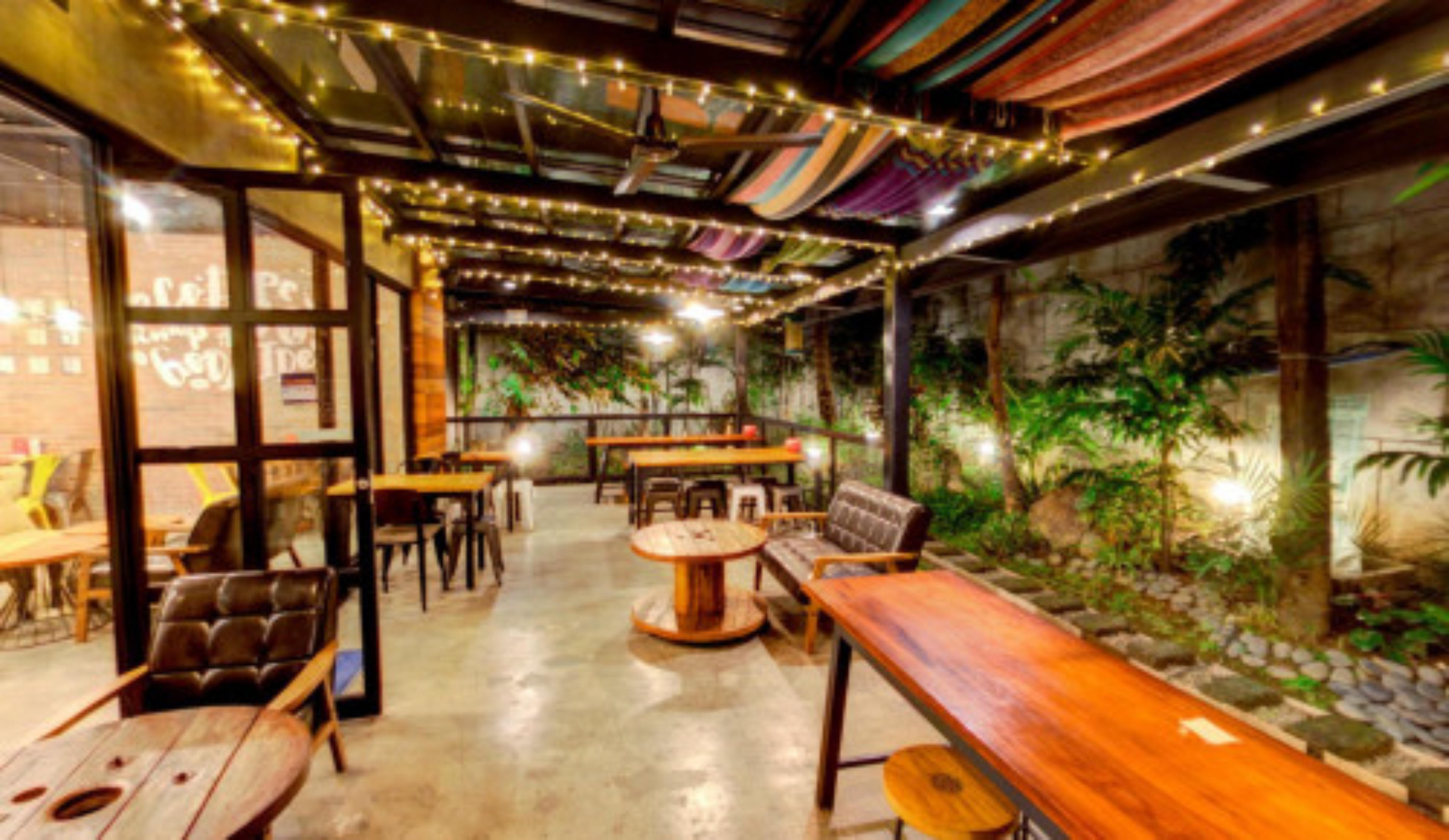 Kandle Cafe, Manila, Philippines virtual tour preview