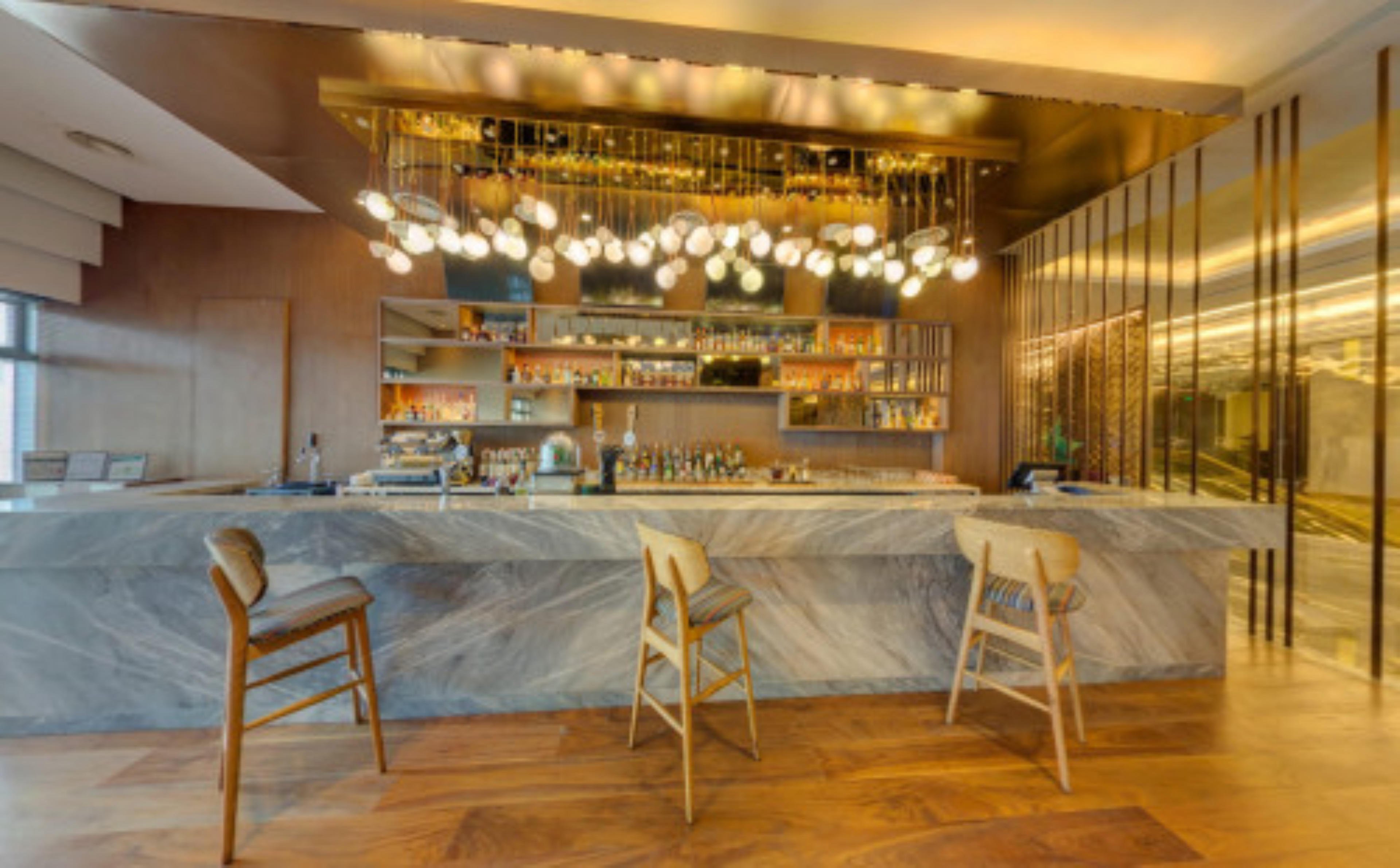 Port Bar - Hilton Manila, Pasay, Philippines virtual tour preview