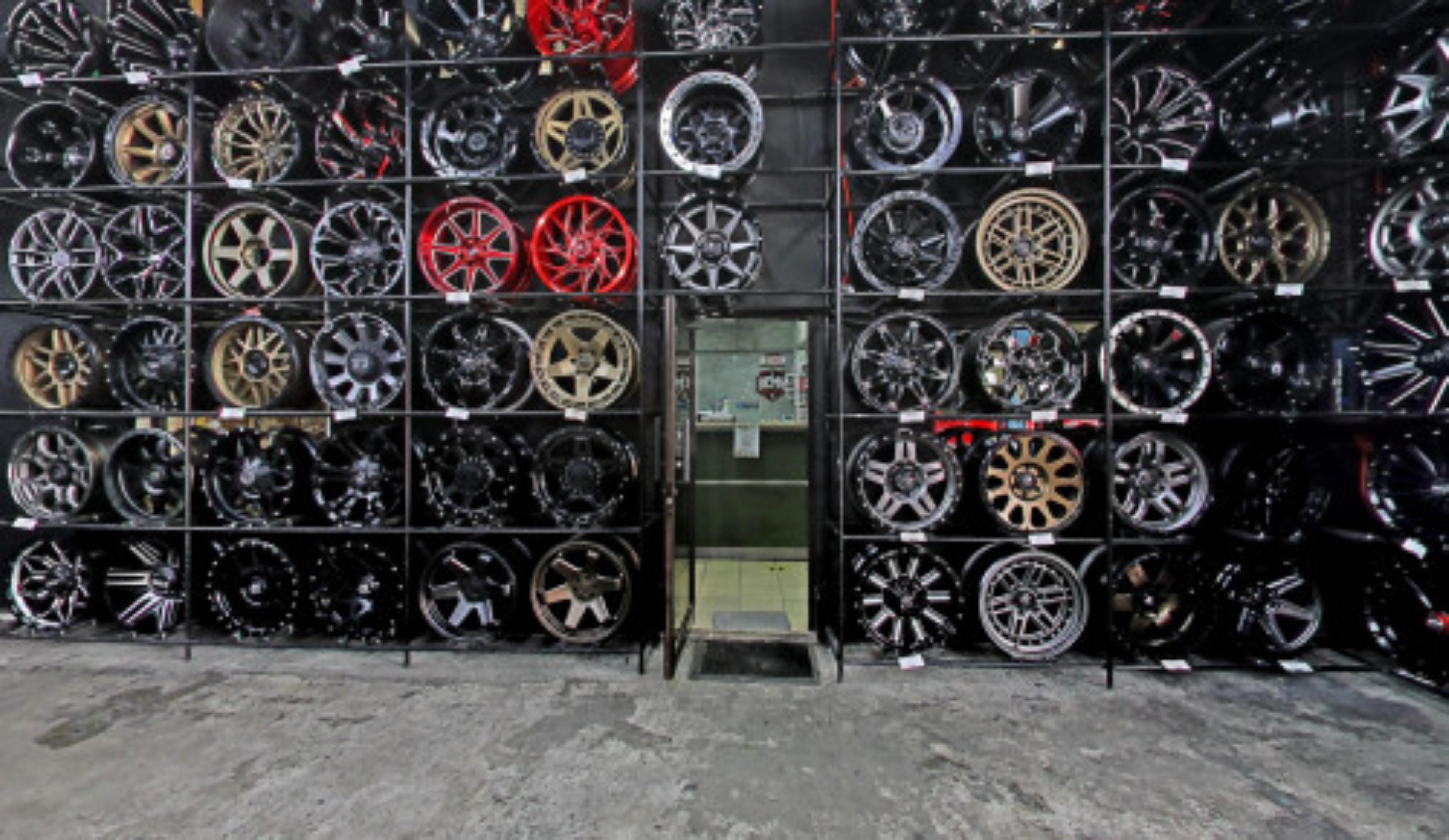 Autobot Autoworks-Offroad, Manila, Philippines virtual tour preview