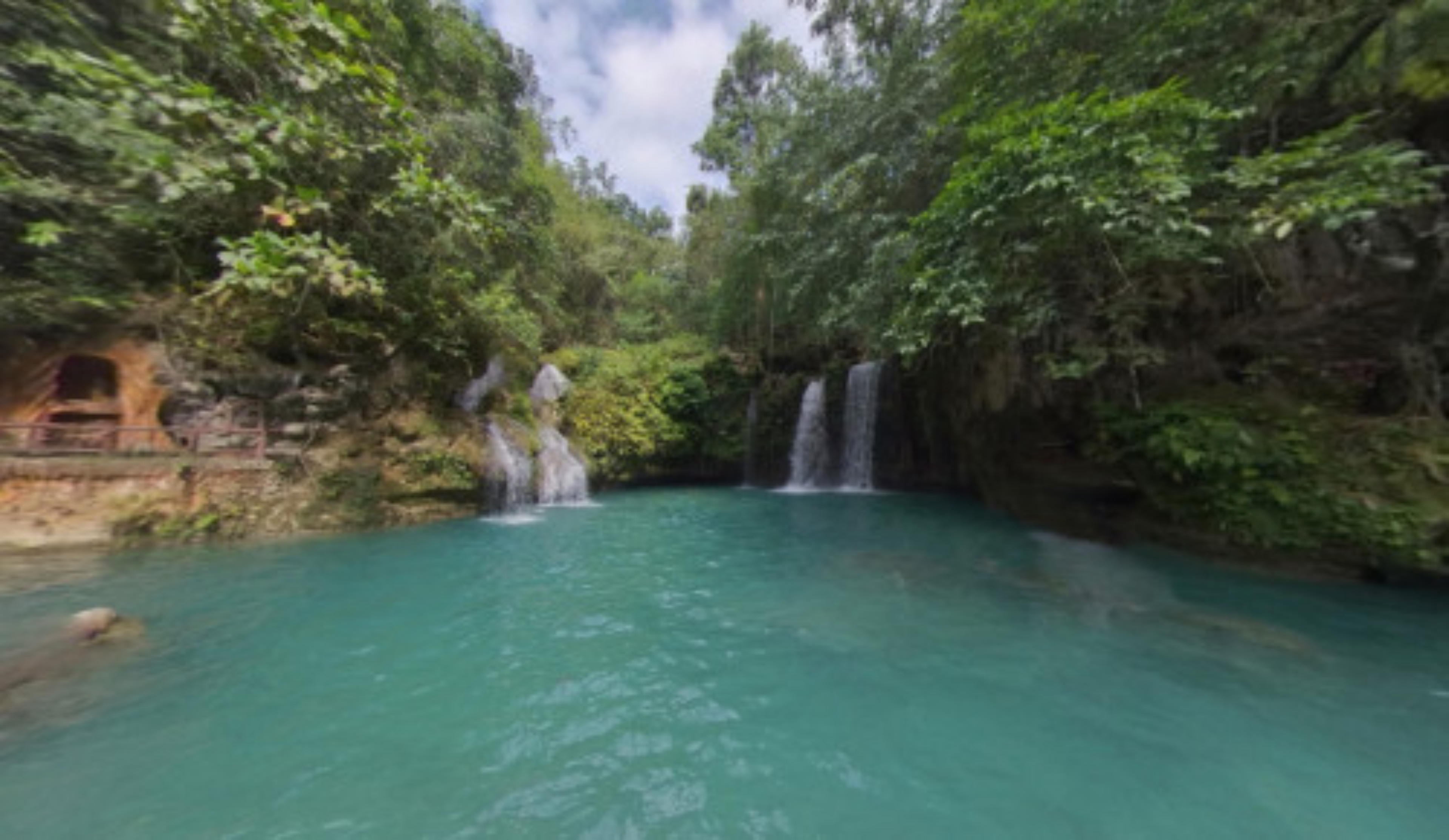 Kawasan Falls, Cebu, Philippines virtual tour preview