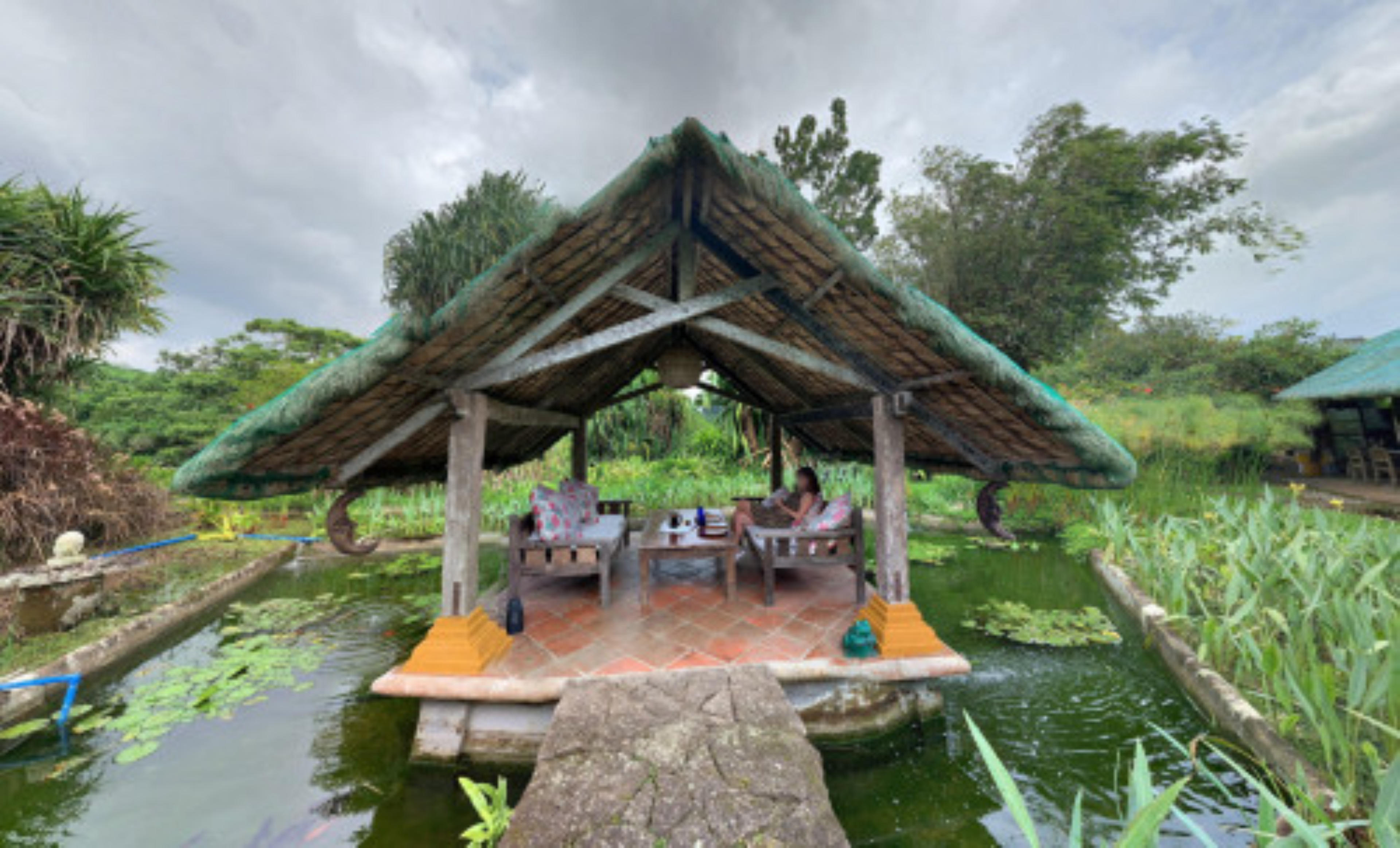 Moon Garden, Tagaytay, Philippines virtual tour preview