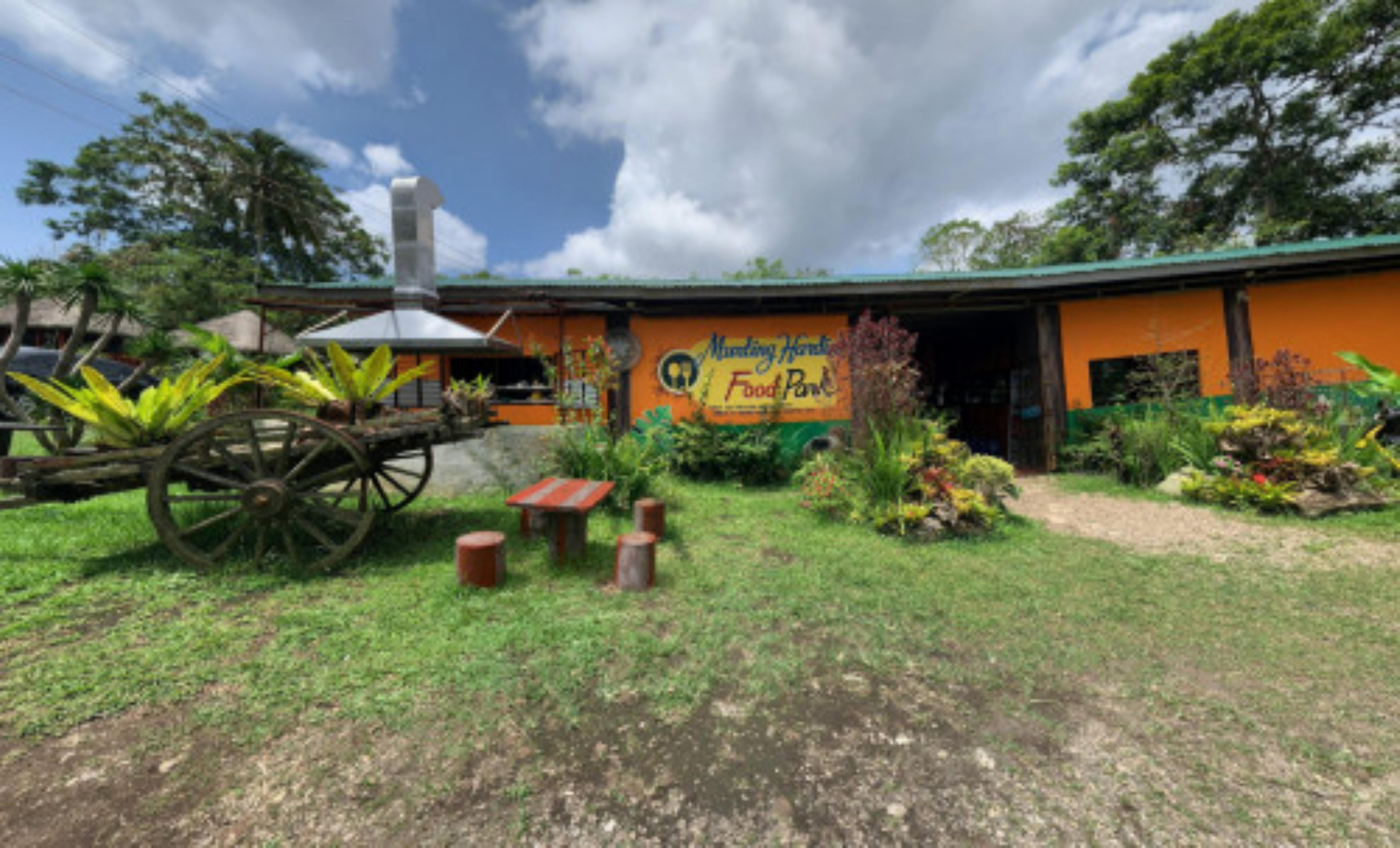 Munting Hardin Food Park, Tagaytay, Philippines virtual tour preview