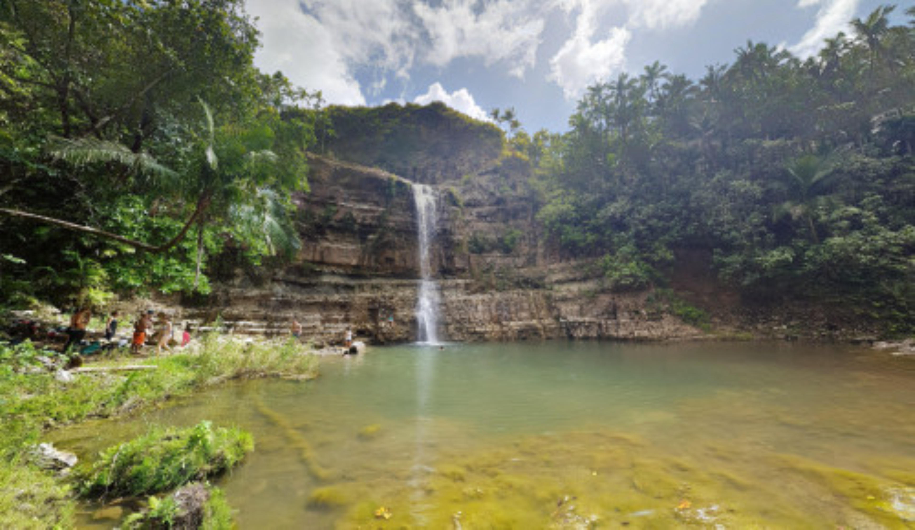 Lower Sigua Falls, Yona, Guam virtual tour preview