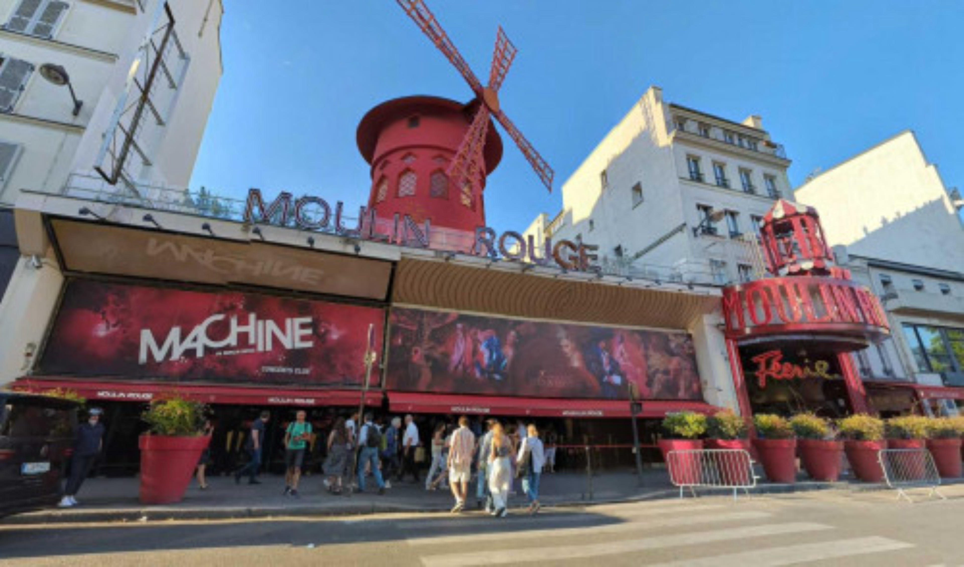 Moulin Rouge virtual tour preview